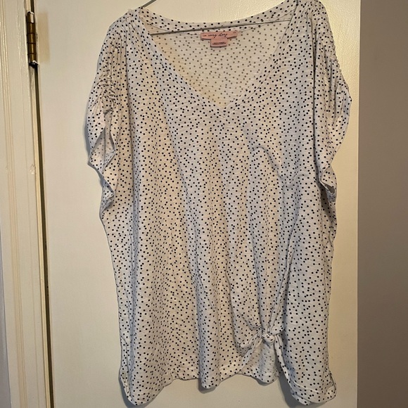 Penningtons Tops - Penningtons 2X tshirt